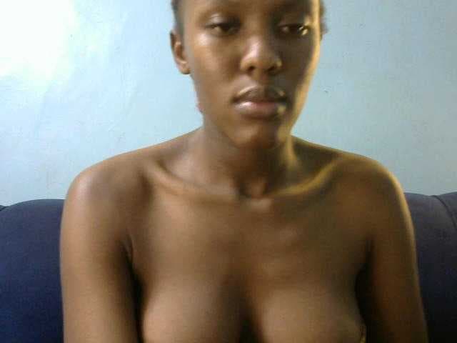 Trisha254 live cam on BongaCams