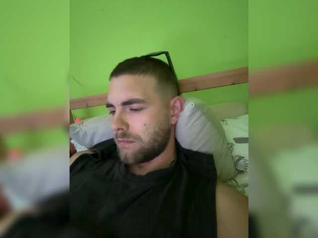 Fesak113 live cam