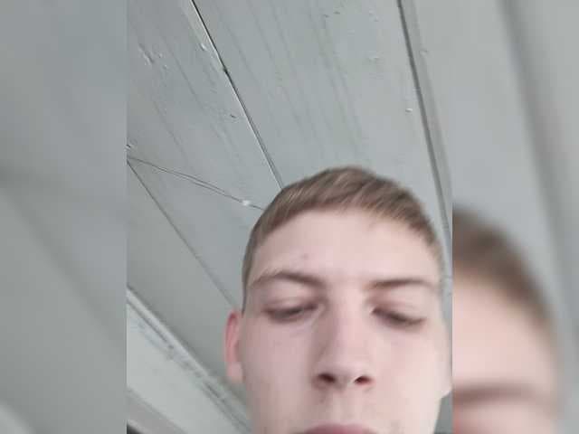 Twiks21 live cam