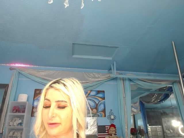 adrianna_fox live cam