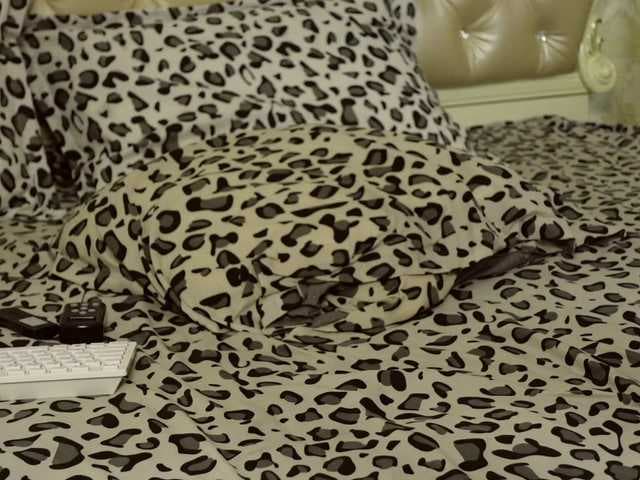 CarmellaAngel live cam