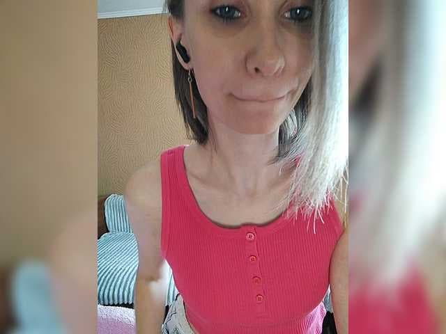 -Christina- live cam