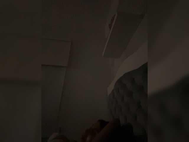 SallyeLeins live cam