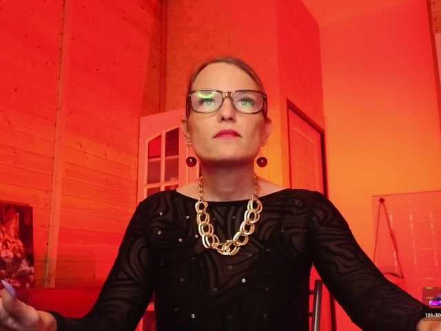 Findom_Lady_Shine live cam