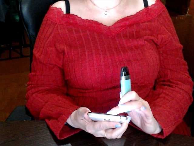 Alisa1917 live cam on BongaCams