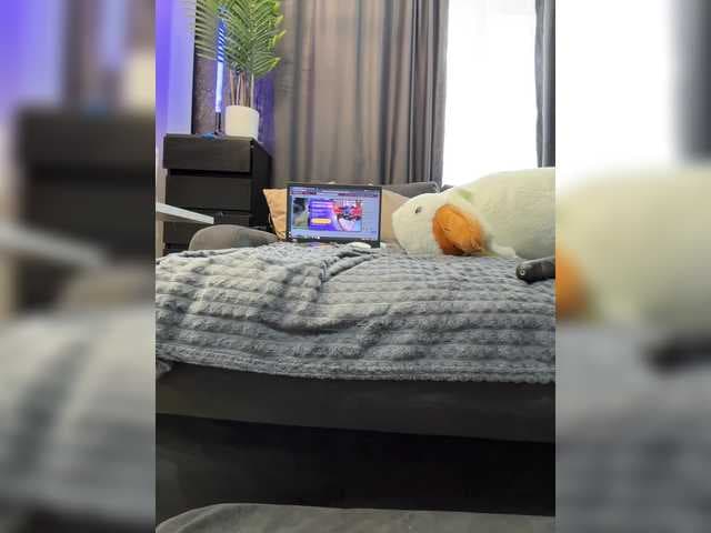 MagicMelody live cam on BongaCams