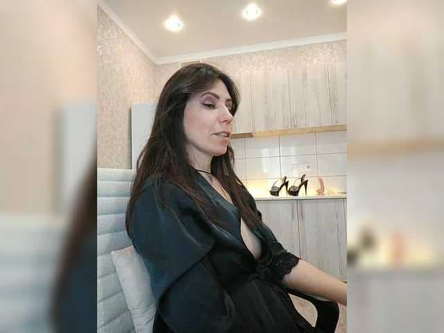 Li_Bailey live cam on BongaCams