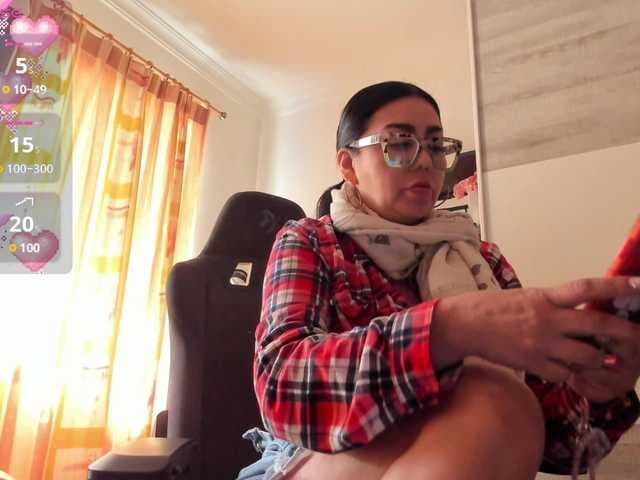 Silver-love live cam on BongaCams