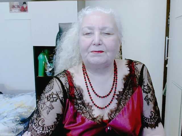 GrannyWants live cam on BongaCams