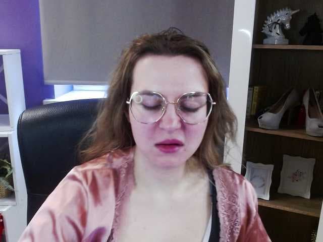 Soft-Zoey live cam