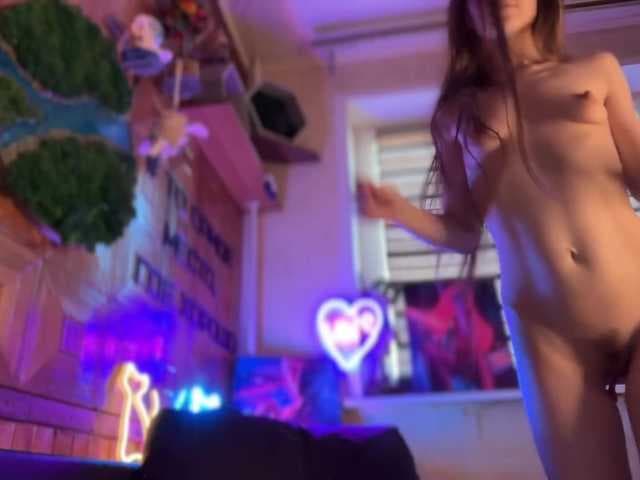 SweetyMeow live cam