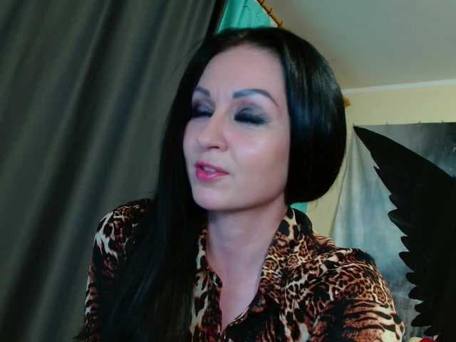 Mistress_Zoe1 live cam on BongaCams