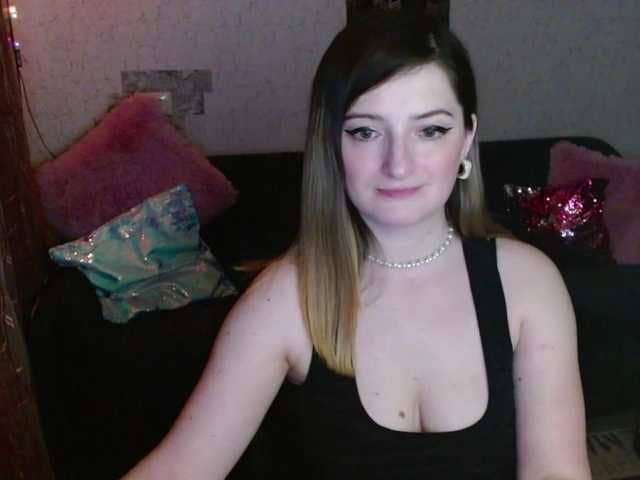 tastyAriel live cam on BongaCams