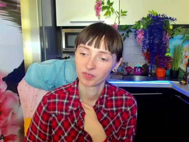 KathelinBrik live cam on BongaCams