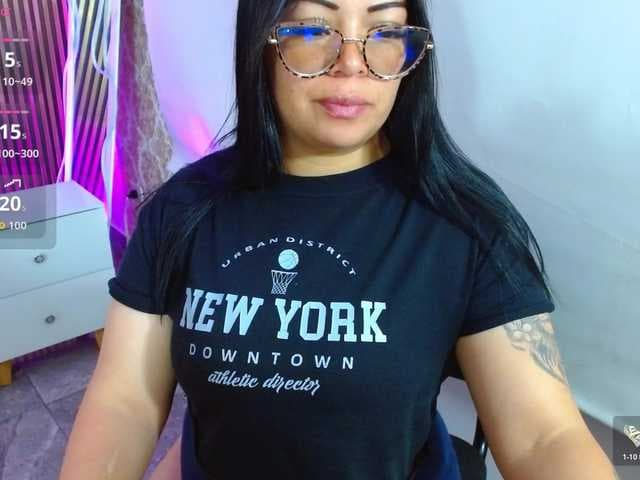 martina-tay live cam