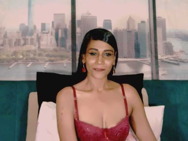 ErroticStarr live cam