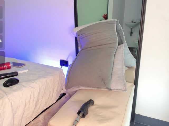 karimee live cam on BongaCams