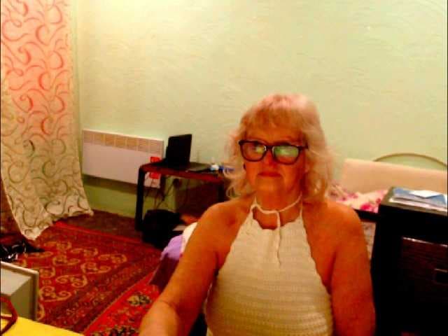 Natalia7634 live cam on BongaCams