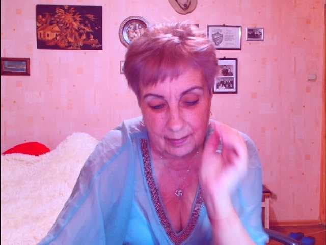 Victoria5643 live cam