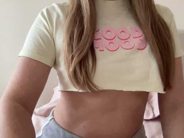 LizaFlower1 live cam