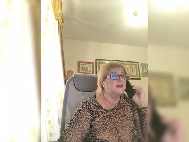 KarinkaSweet live cam