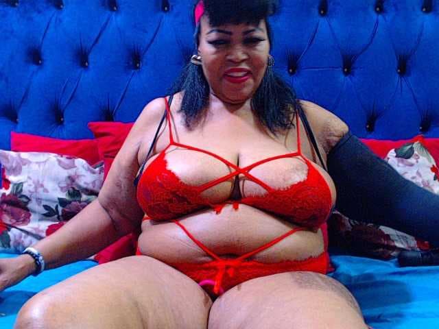 Ebonycandy10 live cam