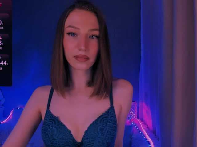 ellaamber live cam