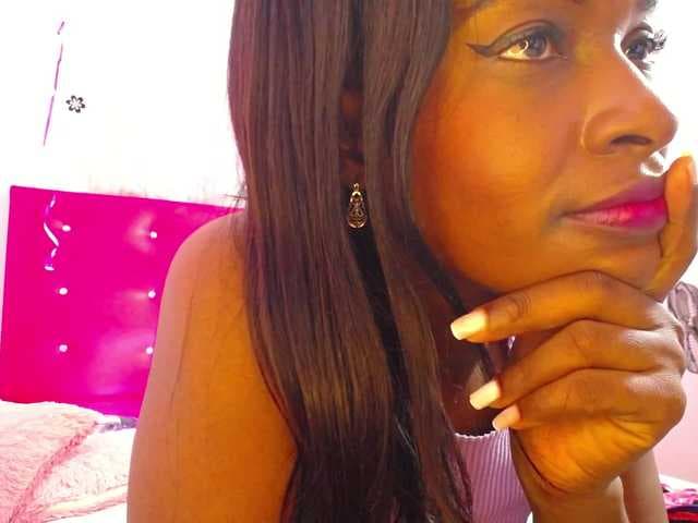 Naugthy-choko live cam