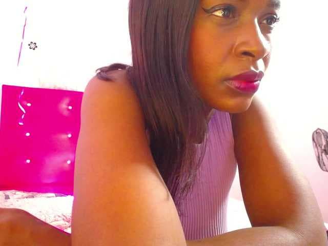 Naugthy-choko live cam