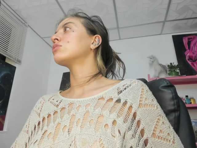 mariecam420 live cam on BongaCams