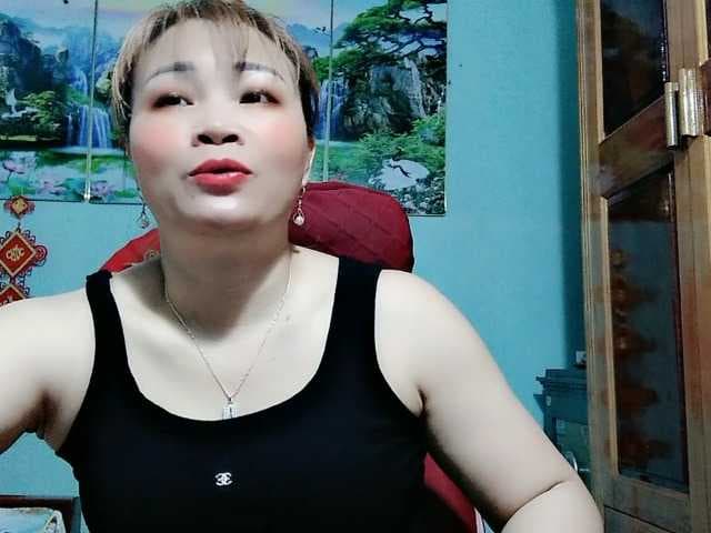 Linhanhsex2k live cam