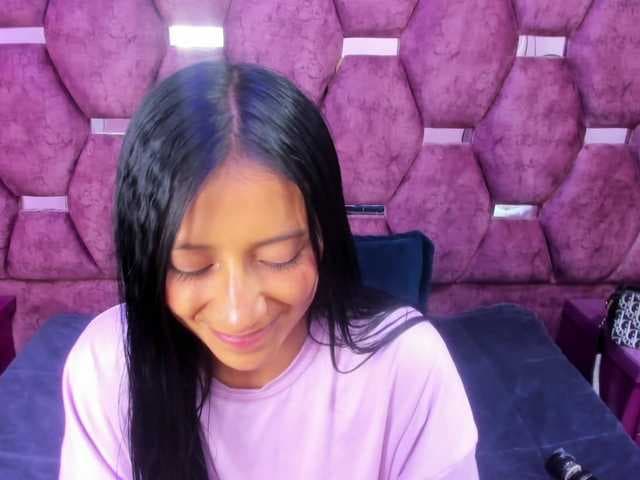 SharlotRodriguez live cam on BongaCams