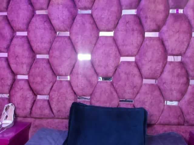 SharlotRodriguez live cam