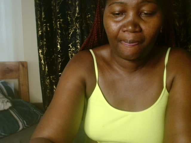 Sexxy-pretty24 live cam