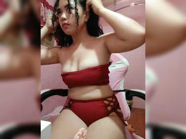 hornylittleprincess69 live cam