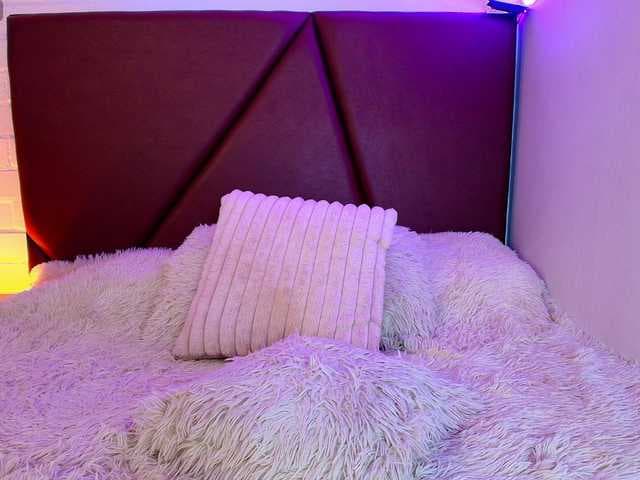 Lexi-Howard- live cam