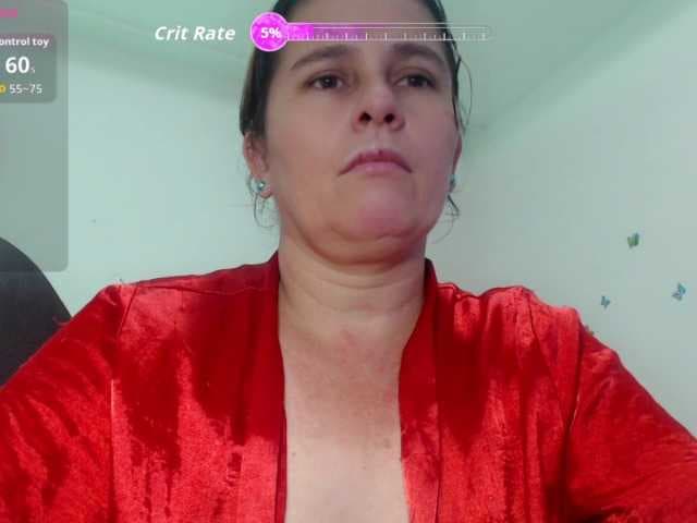 victoria-jones live cam on BongaCams