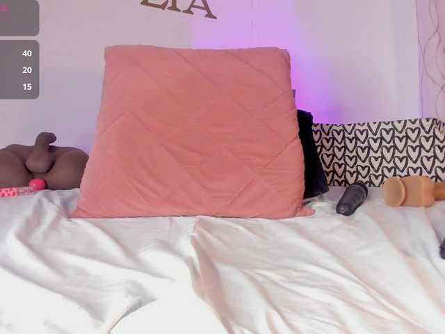 Lia-johnsonn live cam on BongaCams