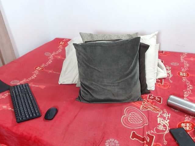 jadexx2020 live cam on BongaCams