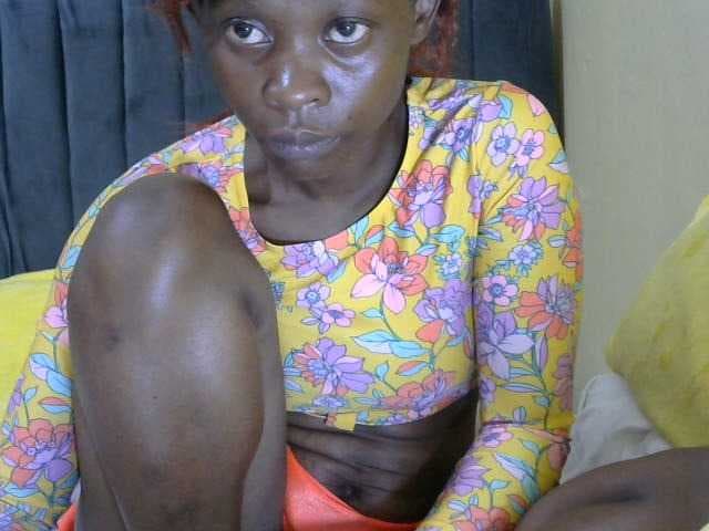 PrettyAlianah live cam