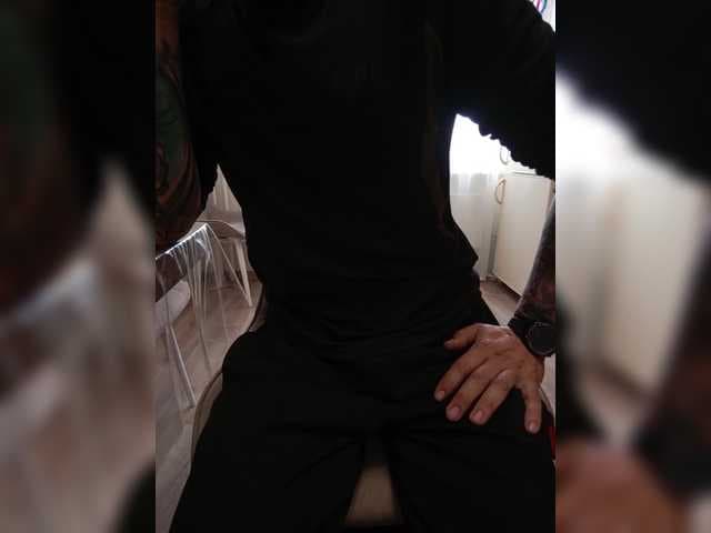 AlexGumWow live cam on BongaCams