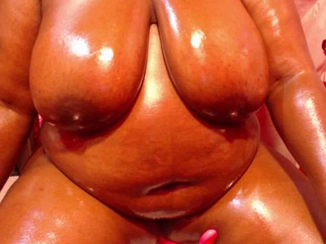 Samara28 live cam on BongaCams