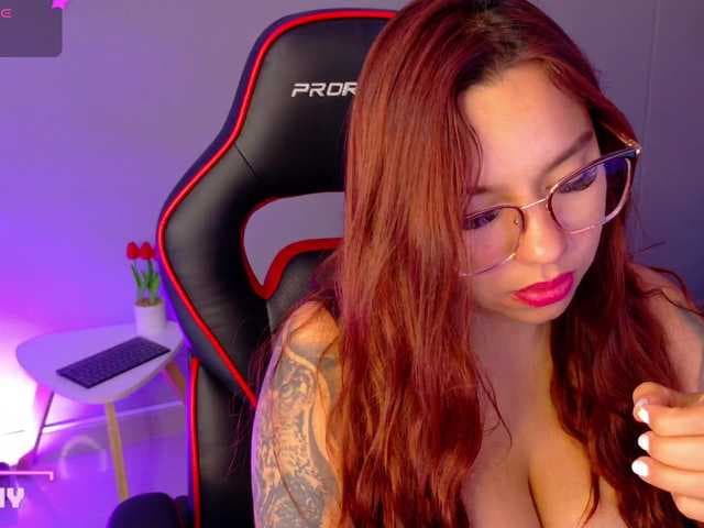 SAMYTATTU21 live cam on BongaCams