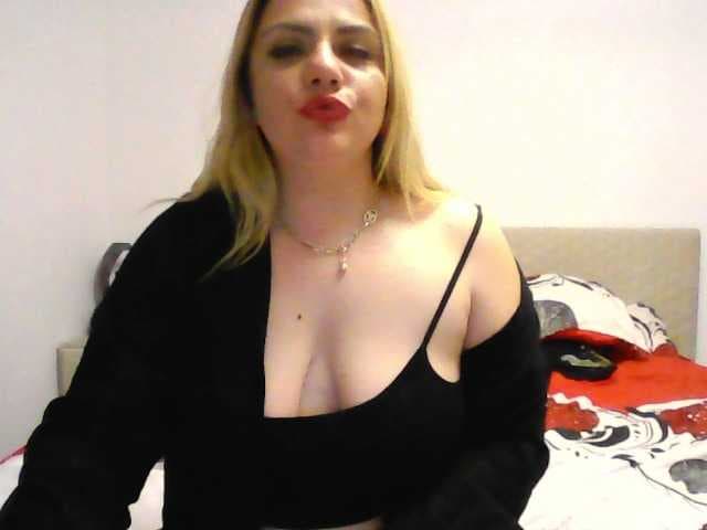 CrazyplesureAnna live cam