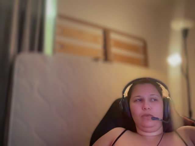 Minettesexy24 live cam