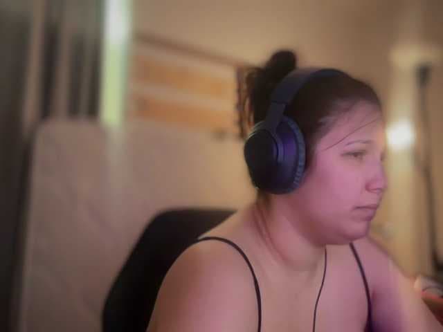 Minettesexy24 live cam on BongaCams