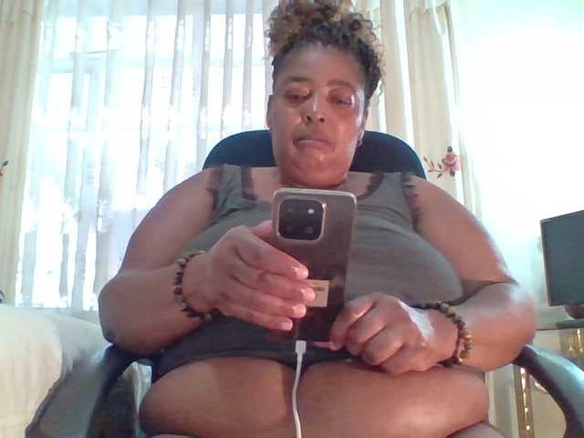 pussylips53 live cam