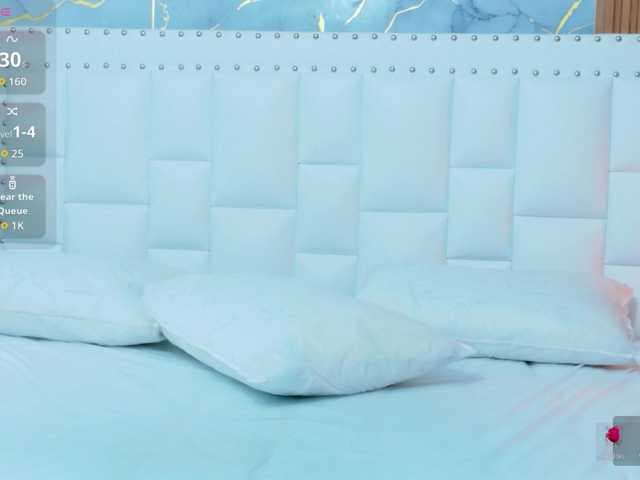 horny18girl live cam