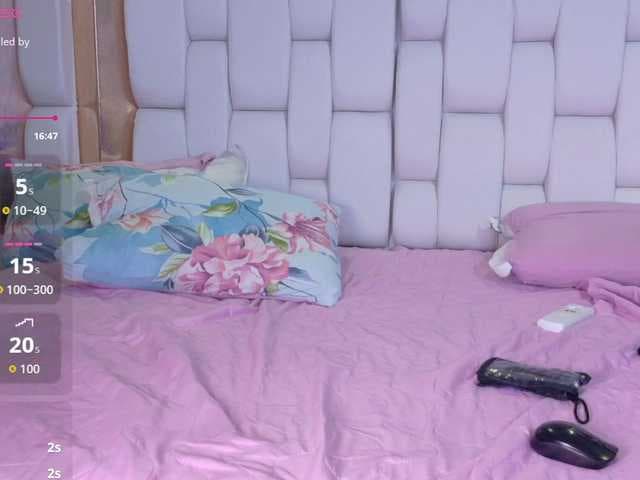 horny18girl live cam