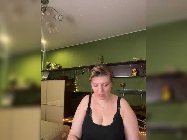 Veronika_Gold live cam